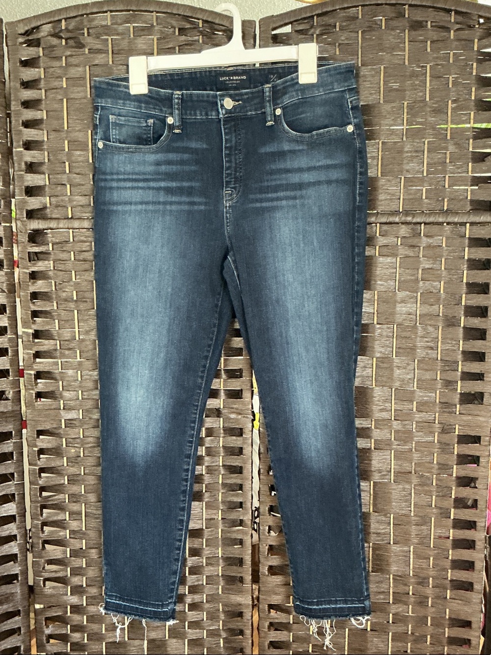 Lucky Brand size 12 skinny jean